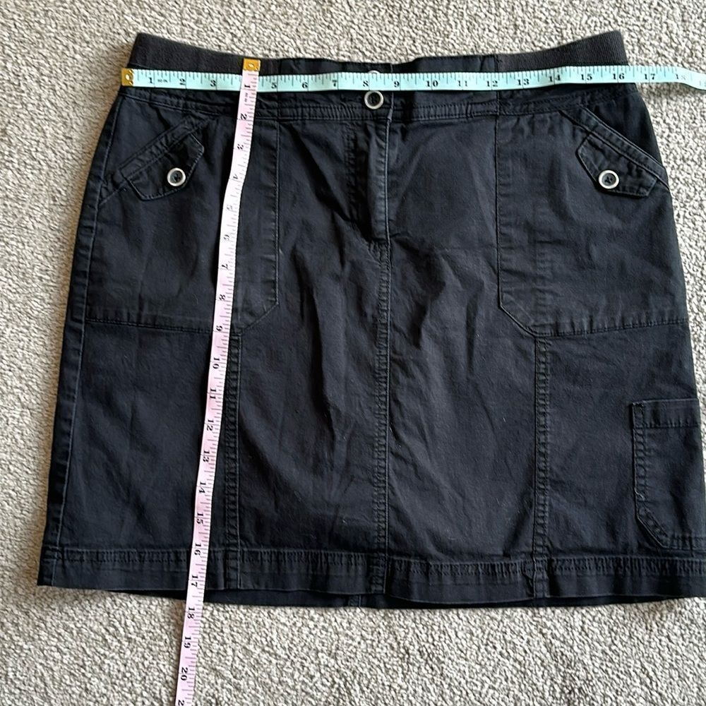 Karen Scott Petite Cargo Skort! - Picture 3 of 8